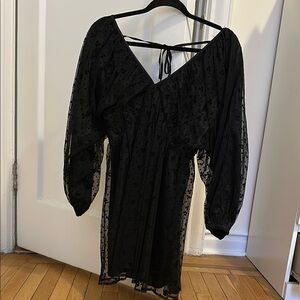 Elegant Black Mini Dress